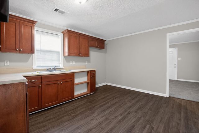 3621 VANUYS RD, Memphis, TN 38111