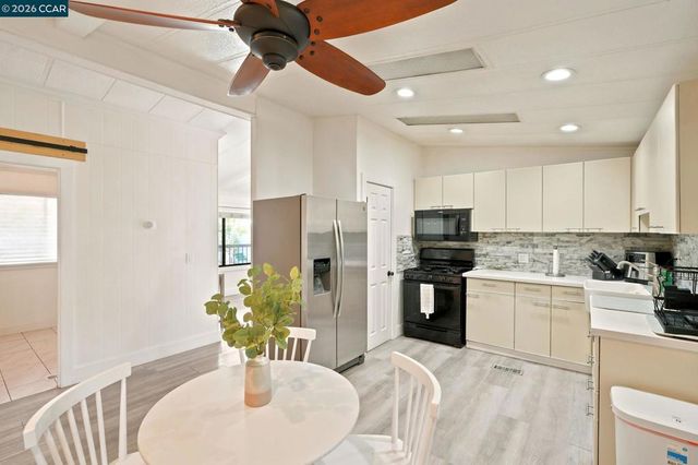 190 Medina Dr, Pacheco, CA 94553