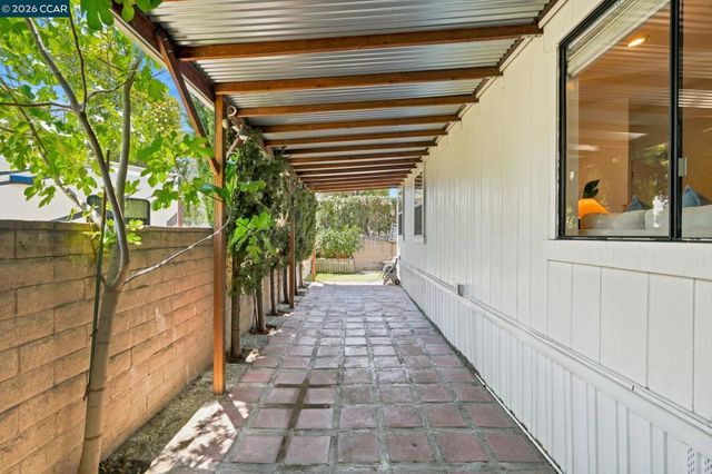 190 Medina Dr, Pacheco, CA 94553