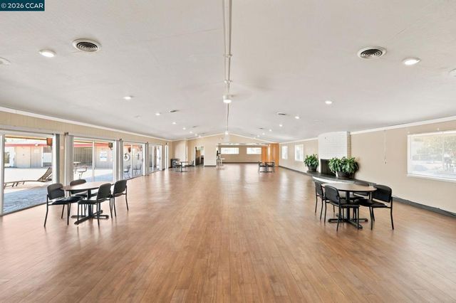 190 Medina Dr, Pacheco, CA 94553