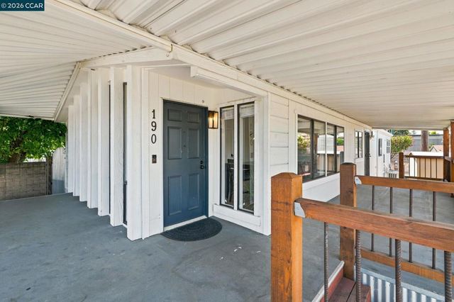 190 Medina Dr, Pacheco, CA 94553