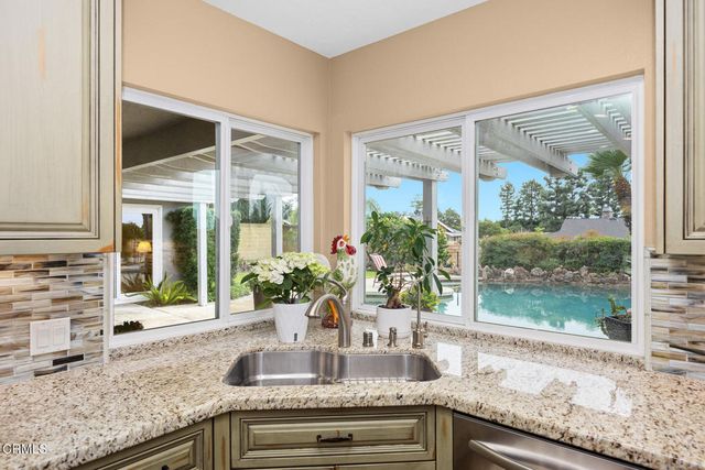 1328 E Palm Drive, Glendora, CA 91741