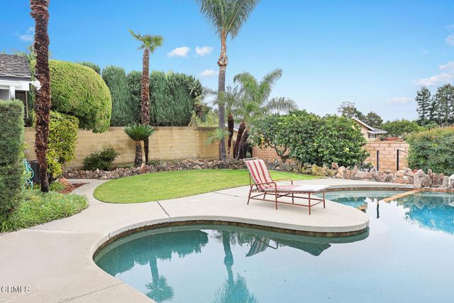 1328 E Palm Drive, Glendora, CA 91741