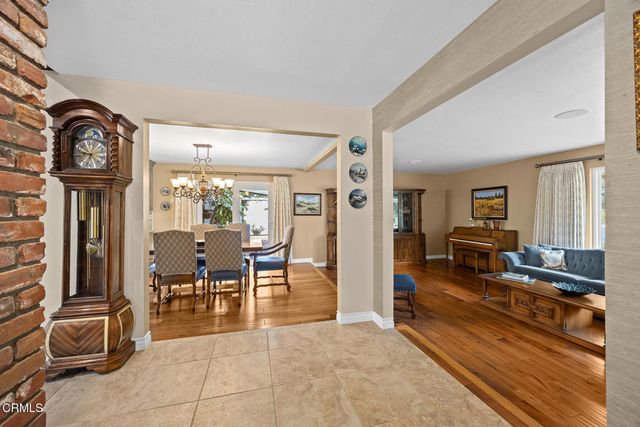 1328 E Palm Drive, Glendora, CA 91741