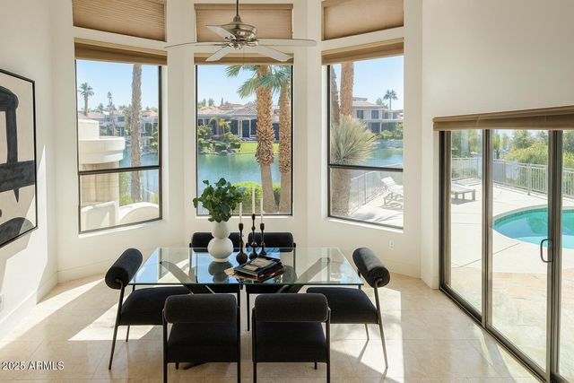 9943 E Island Circle, Scottsdale, AZ 85258