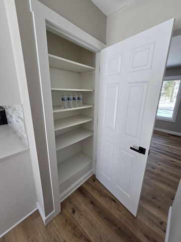 4918 West Lane, Minnetonka, MN 55345