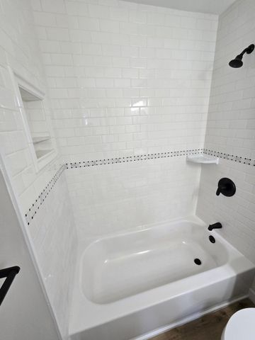 4918 West Lane, Minnetonka, MN 55345