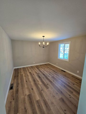 4918 West Lane, Minnetonka, MN 55345