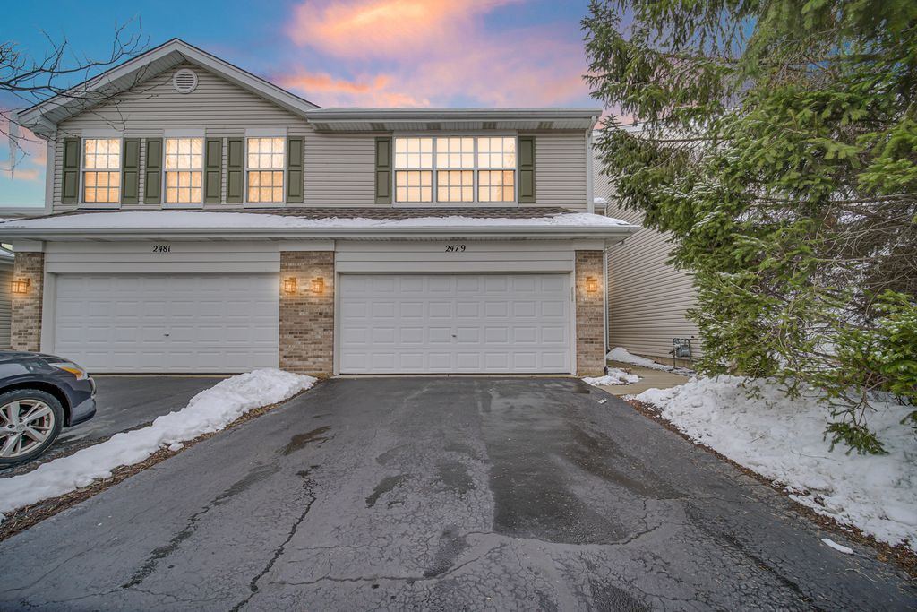 2479 Stoughton Circle, Aurora, IL 60502