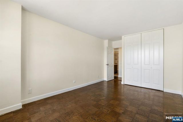 2100 Linwood 2Y, Fort Lee, NJ 07024