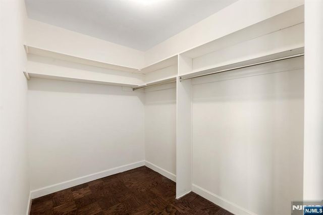 2100 Linwood 2Y, Fort Lee, NJ 07024
