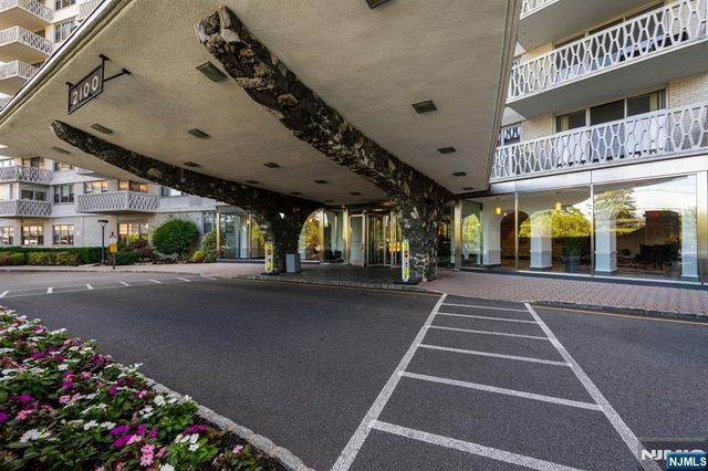 2100 Linwood 2Y, Fort Lee, NJ 07024