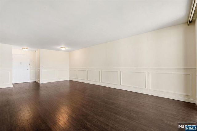 2100 Linwood 2Y, Fort Lee, NJ 07024