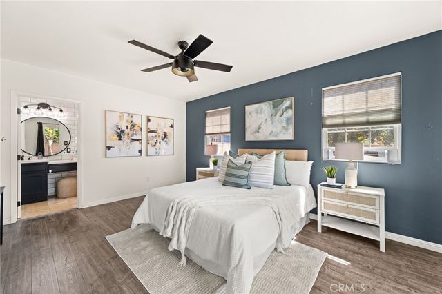 2211 Oak Street, Santa Ana, CA 92707
