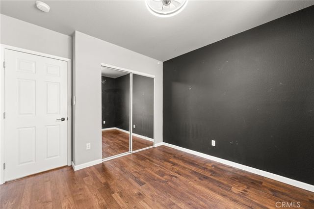 2211 Oak Street, Santa Ana, CA 92707
