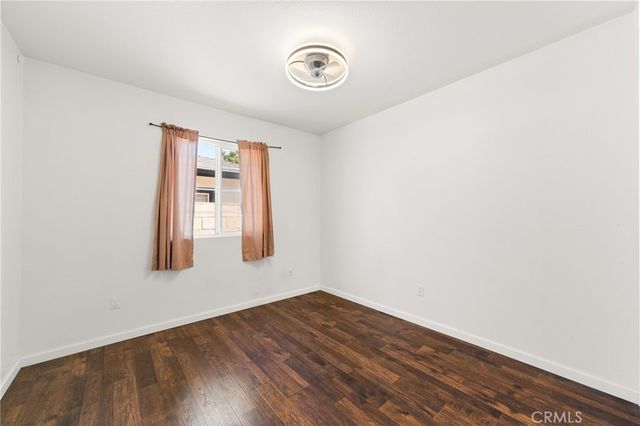2211 Oak Street, Santa Ana, CA 92707