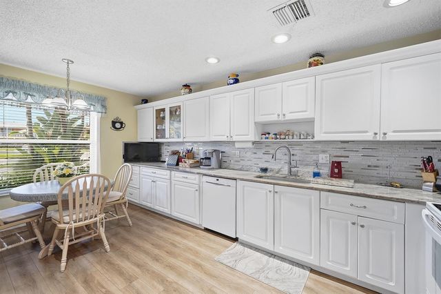 1840 NW 13th Street 102, Delray Beach, FL 33445
