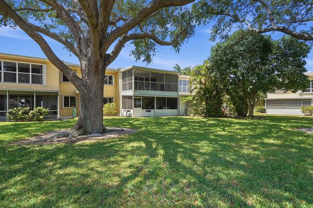 1840 NW 13th Street 102, Delray Beach, FL 33445
