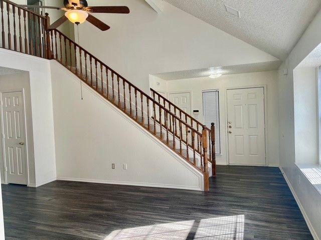 6709 Driffield Circle W, North Richland Hills, TX 76182