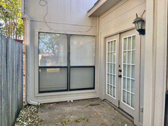 6709 Driffield Circle W, North Richland Hills, TX 76182