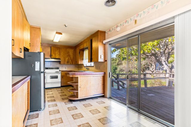 1591 159Th Ave, San Leandro, CA 94578