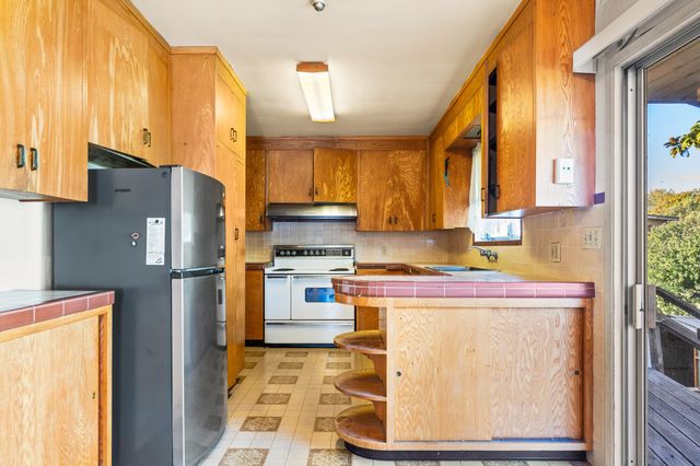 1591 159Th Ave, San Leandro, CA 94578