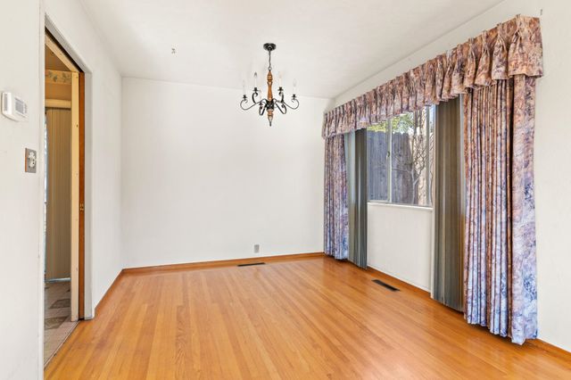 1591 159Th Ave, San Leandro, CA 94578