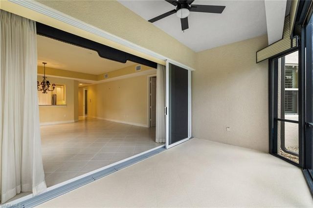 6073 Ashford LN # 802, Naples, FL 34110