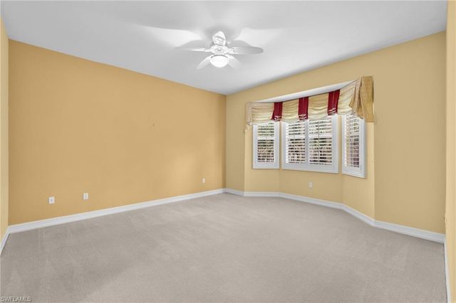 6073 Ashford LN # 802, Naples, FL 34110