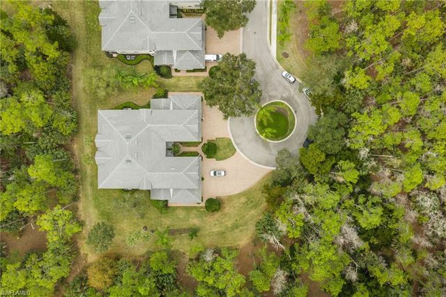 6073 Ashford LN # 802, Naples, FL 34110