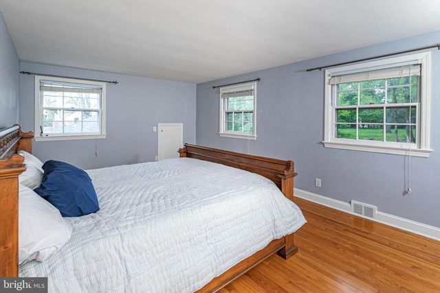 219 RUSSELL RD, Princeton, NJ 08540