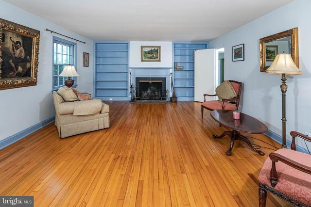 219 RUSSELL RD, Princeton, NJ 08540