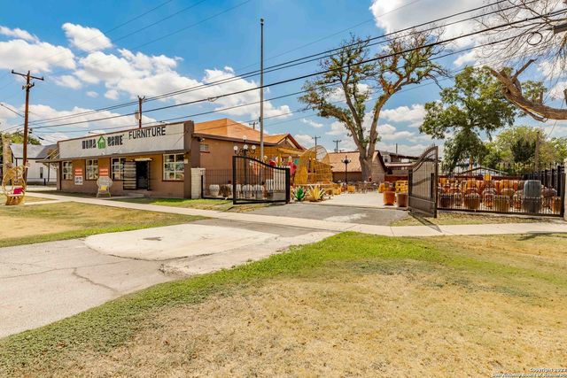 1950 N PanAm Expressway, San Antonio, TX 78208