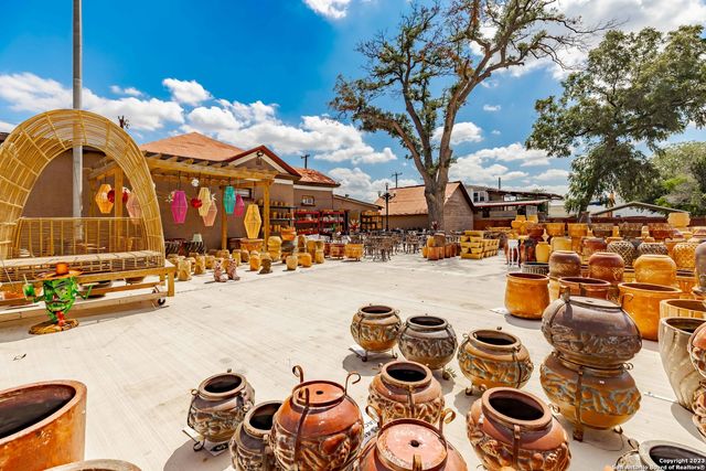 1950 N PanAm Expressway, San Antonio, TX 78208