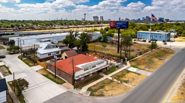 1950 N PanAm Expressway, San Antonio, TX 78208