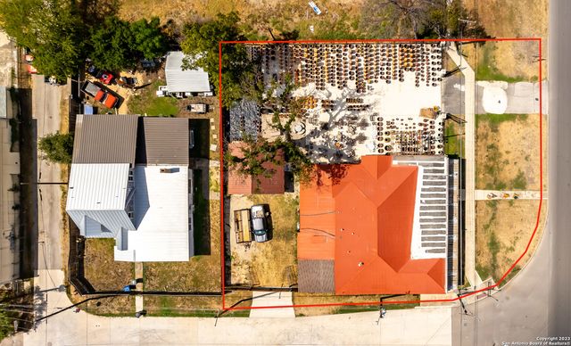 1950 N PanAm Expressway, San Antonio, TX 78208