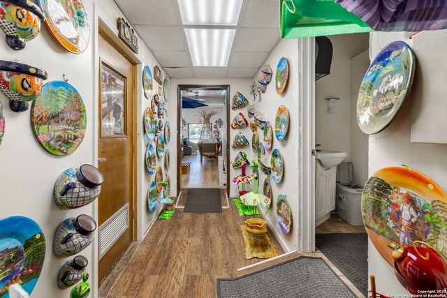 1950 N PanAm Expressway, San Antonio, TX 78208