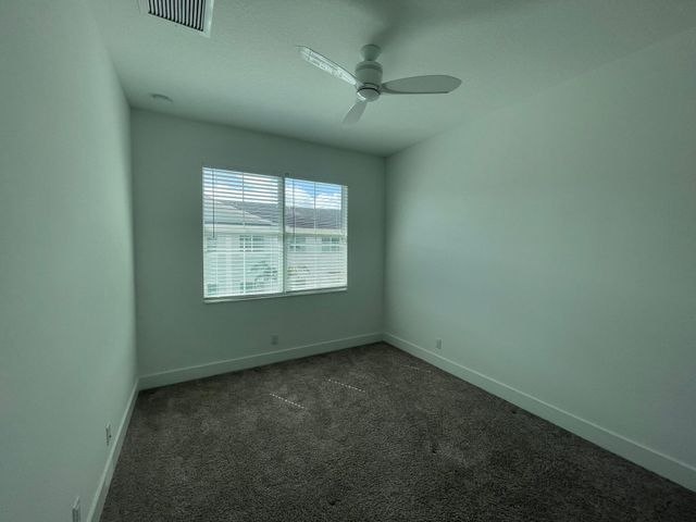 8086 Hobbes Way, Palm Beach Gardens, FL 33418