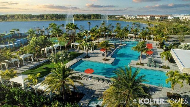 8086 Hobbes Way, Palm Beach Gardens, FL 33418