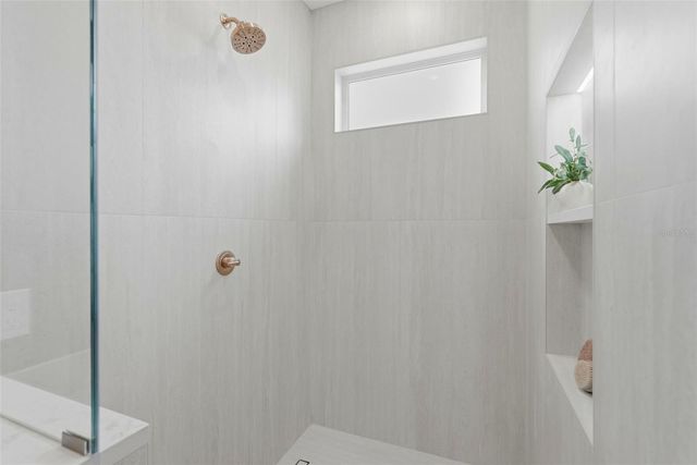 5225 4TH AVENUE S, St Petersburg, FL 33707