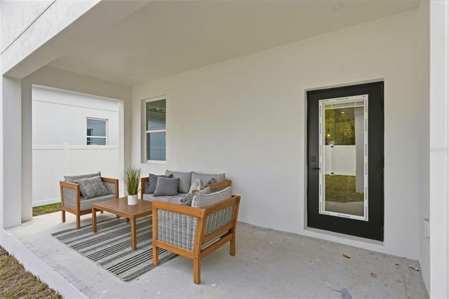 5225 4TH AVENUE S, St Petersburg, FL 33707