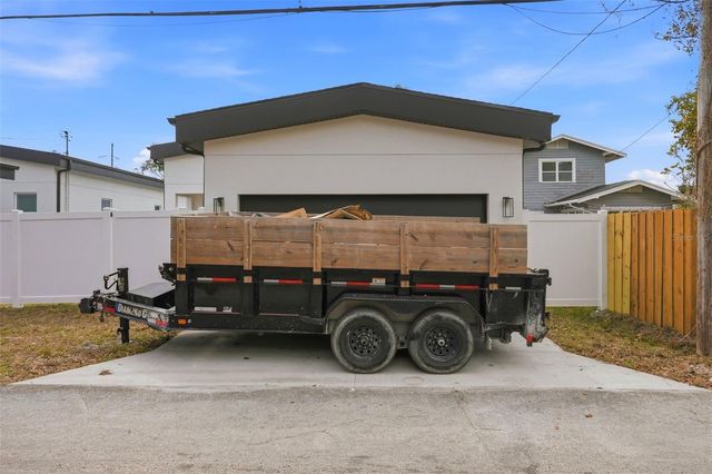 5225 4TH AVENUE S, St Petersburg, FL 33707