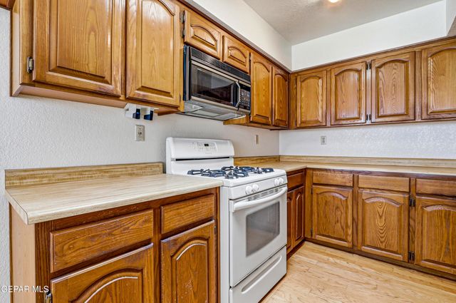 4317 JON CUNNINGHAM Boulevard, El Paso, TX 79934