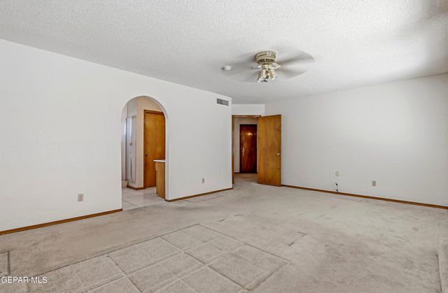 4317 JON CUNNINGHAM Boulevard, El Paso, TX 79934