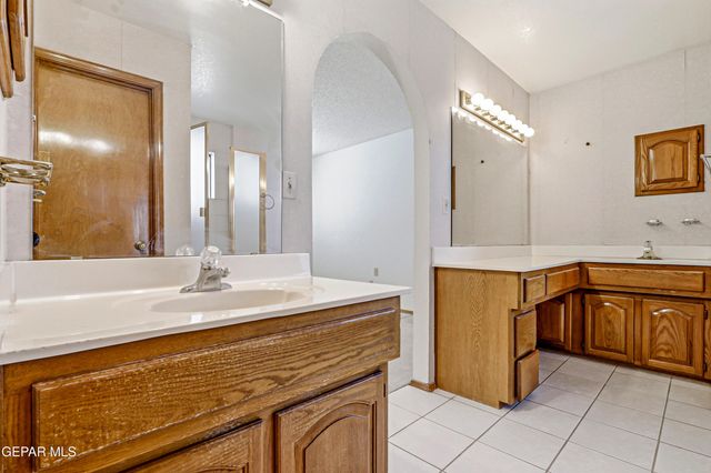4317 JON CUNNINGHAM Boulevard, El Paso, TX 79934