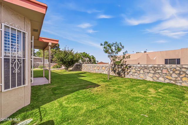 4317 JON CUNNINGHAM Boulevard, El Paso, TX 79934