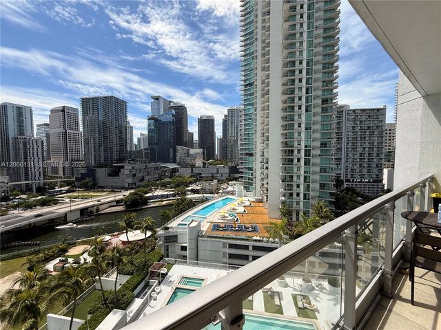 90 SW 3rd Street 1801, Miami, FL 33130