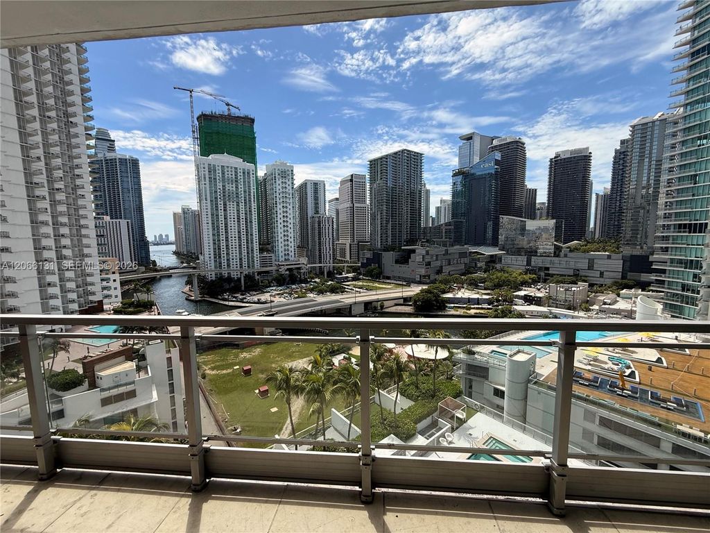 90 SW 3rd Street 1801, Miami, FL 33130