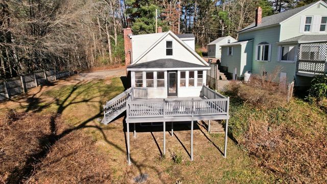 8 Summit Dr, Palmer, MA 01069