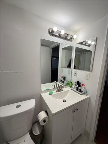 6955 NW 186th St F402, Hialeah, FL 33015
